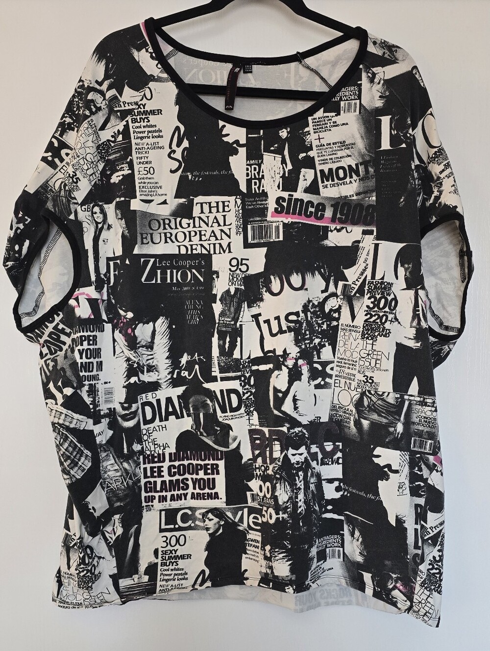 RDLC Red Diamond Lee Cooper - Rare 90s Y2K VTG Newspaper Print Oversized Top